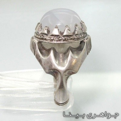 انگشتر عقیق سفید رکاب برجسته