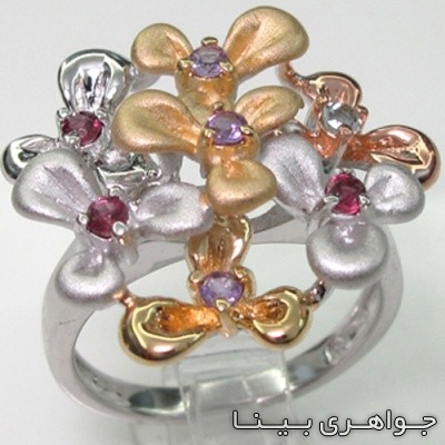انگشتر یاقوت سرخ سه گل سفید طلائی
