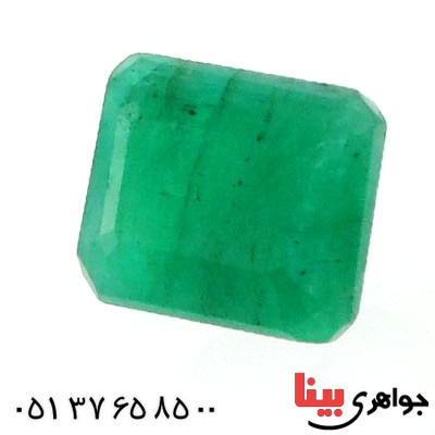 نگین انگشتر زمرد خوش نقش و زیبای مستطیلی