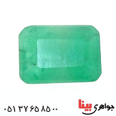 نگین انگشتر زمرد نیمه شفاف خوش تراش و خاص مستطیلی