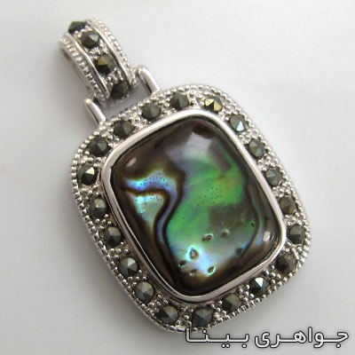 گردنبند صدف مربعی