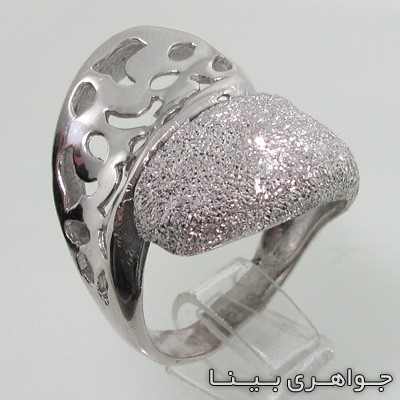 انگشتر طرح طلا سفید طرحدار