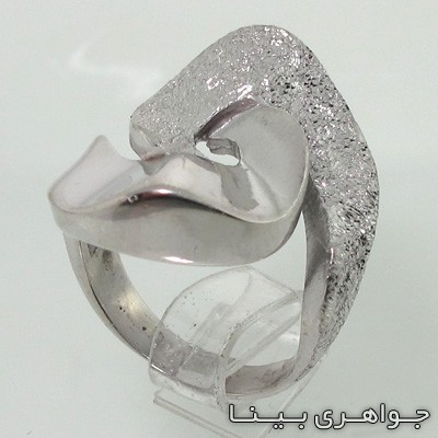 انگشتر طرح طلا سفید گره