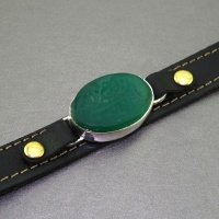 دستبند عقیق سبز با حکاکی یا فاطمه الزهرا 