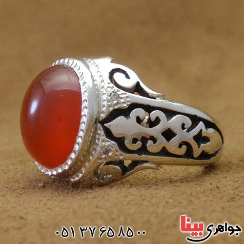 انگشتر عقیق یمنی دور الماس بسیار عالی