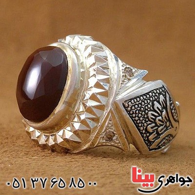 انگشتر عقیق یمنی دور الماس قلم زنی و آیینه کاری شده
