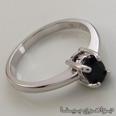 انگشتر یاقوت کبود تک نگین