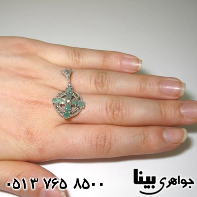 گردنبند زمرد میخک