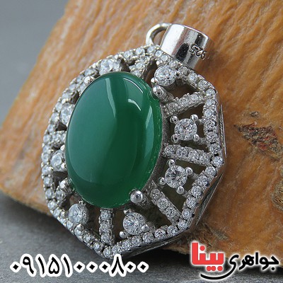 گردنبند عقیق سبز خوشرنگ بسیار زیبا زنانه
