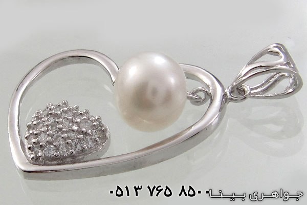 گردنبند مروارید قلبی