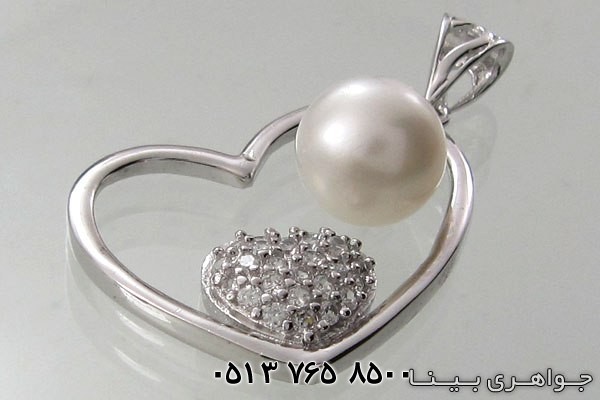 گردنبند مروارید قلبی