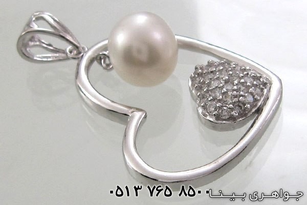 گردنبند مروارید قلبی