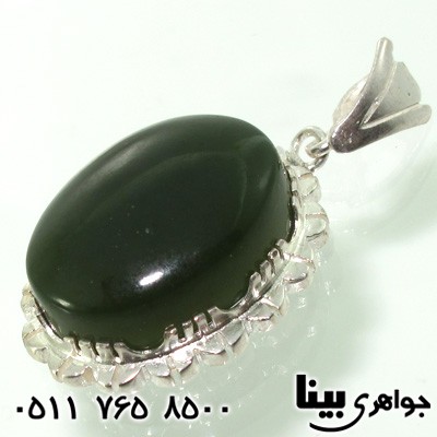 گردنبند یشم بیضی برجسته
