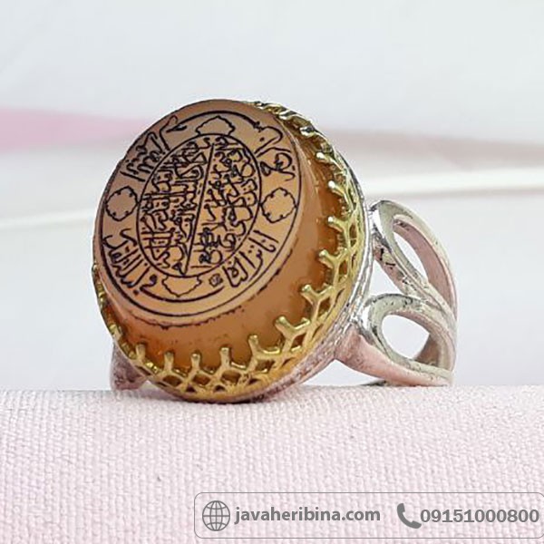 انگشتر عقیق یمنی تاج برنجی خطی _کد:33952