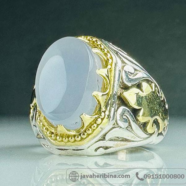 انگشتر عقیق یمنی کبود تاج برنجی خاص و زیبا _کد:33970