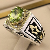 انگشتر زبرجد با مخراج 10 قطعه الماس _کد:35151