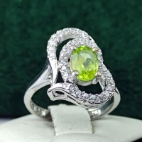 انگشتر زبرجد نقره زنانه خوش رنگ _کد:35223