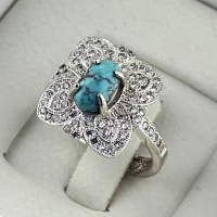 انگشتر فیروزه نیشابوری طلا روس زنانه شیک _کد:35240