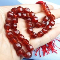 تسبیح عقیق قرمز 33 دانه تراش قرمز خوش رنگ _کد:35263