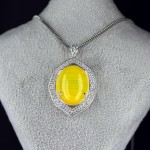 گردنبند عقیق شرف الشمس طلاروس زنانه زیبا