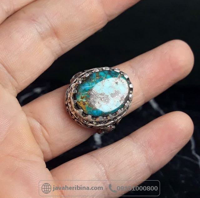 انگشتر فیروزه نیشابوری پشت بسته همراه با حرز امام جواد و تربت اثر استاد صدر _کد:35636
