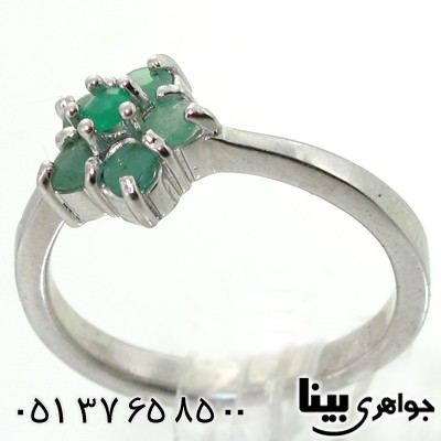 انگشتر زمرد زنانه طرح گل زیبا