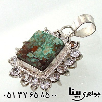 گردنبند فیروزه نیشابوری دور جواهری مربعی