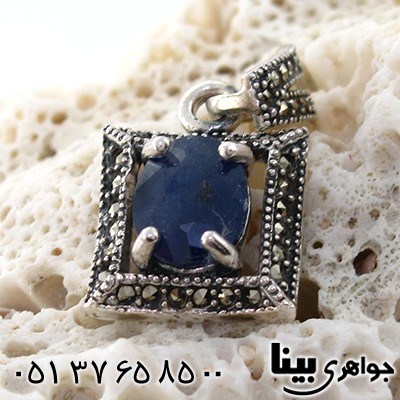 گردنبند یاقوت کبود زنانه مارکازیت هانگ مربعی