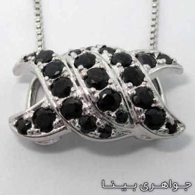 گردنبند یاقوت کبود طرح شنل