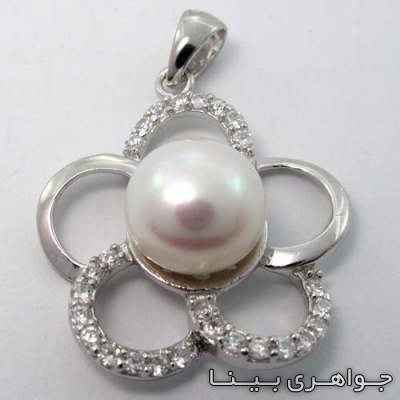 گردنبند مروارید طرح گل