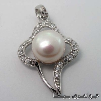 گردنبند مروارید طرح ستاره
