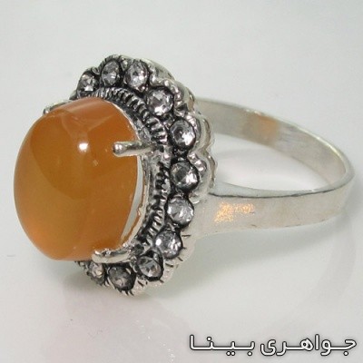 انگشتر عقیق زرد یمنی با دعای شرف شمس