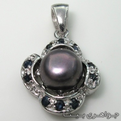 گردنبند چند جواهر مروارید سیاه و یاقوت کبود